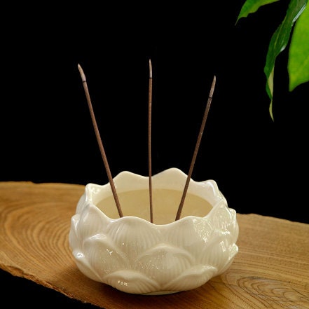 Ceramic White Lotus Incense Burner | Peace Serenity Tranquility Calmness | Spirituality & Religion | Meditation | Yoga Practise